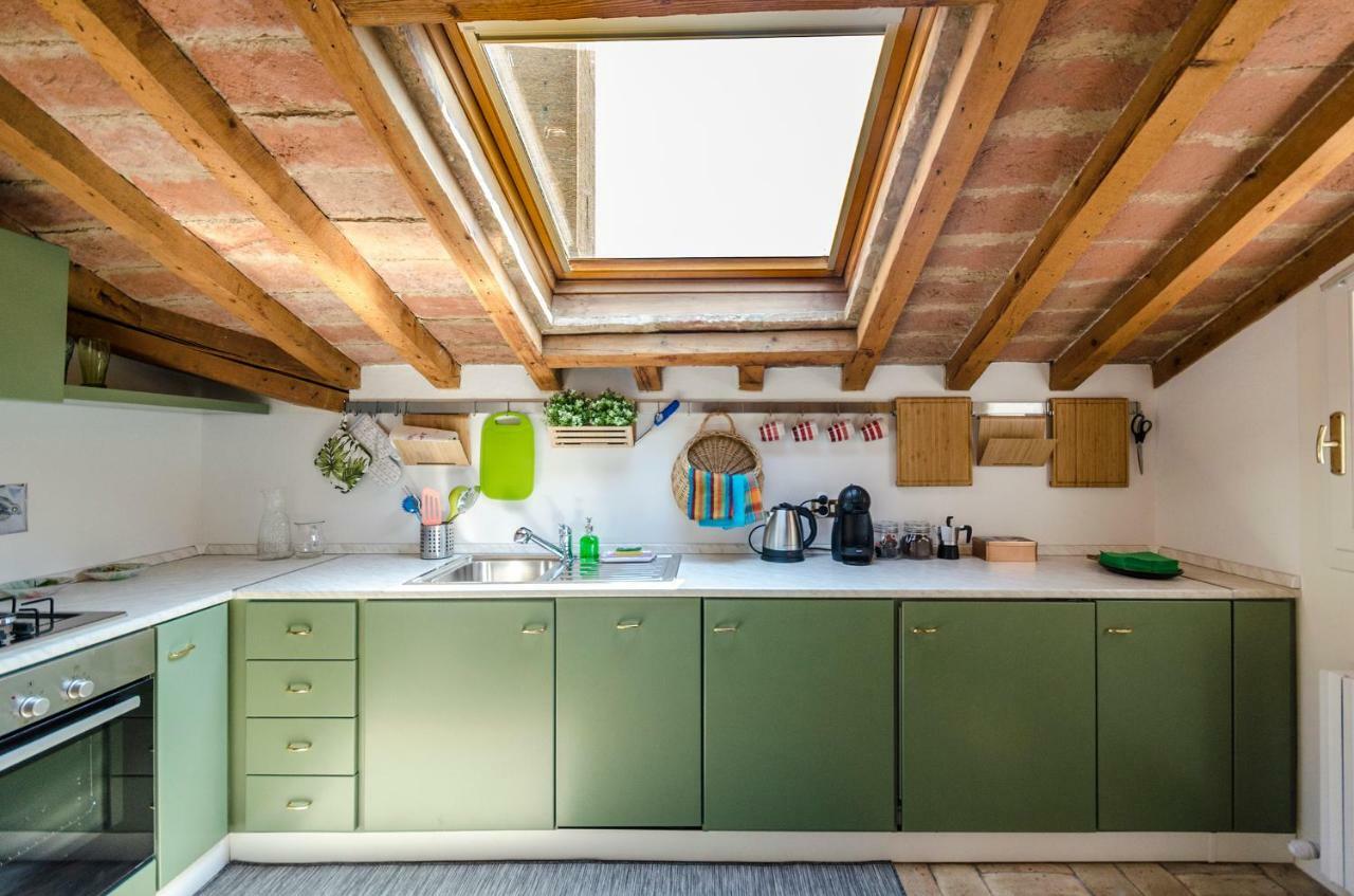 בולוניה Altabella Panoramic Terrace Apartment מראה חיצוני תמונה