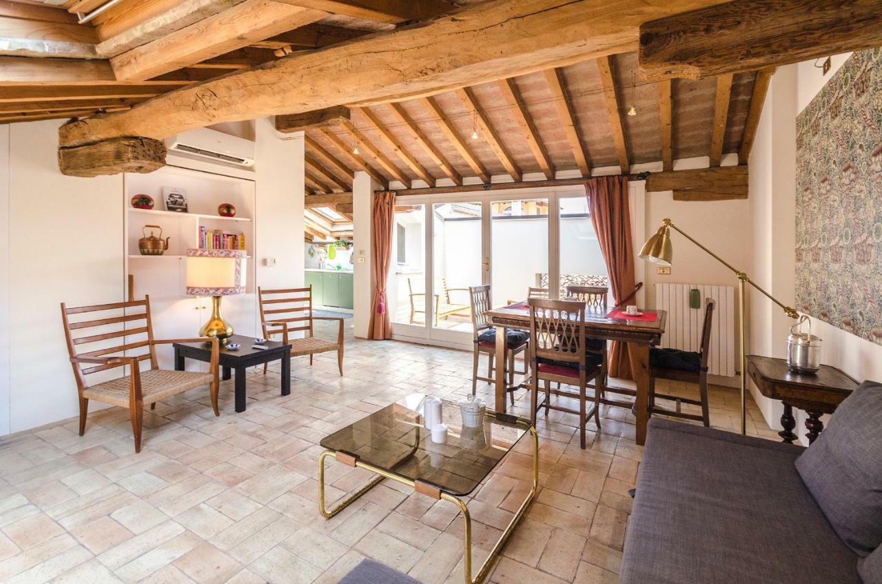 בולוניה Altabella Panoramic Terrace Apartment מראה חיצוני תמונה